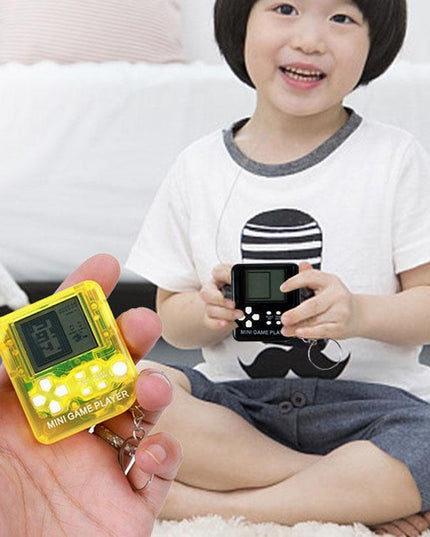 Mini Handheld Brick Game Console - 4 Pcs With Keychain Random Colour-1915196821588807686