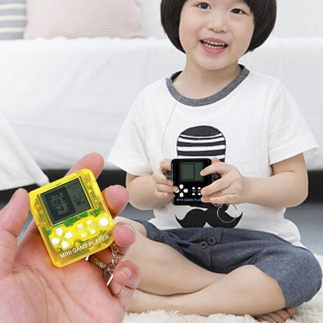 Mini Handheld Brick Game Console - 4 Pcs With Keychain Random Colour-1915196821588807686